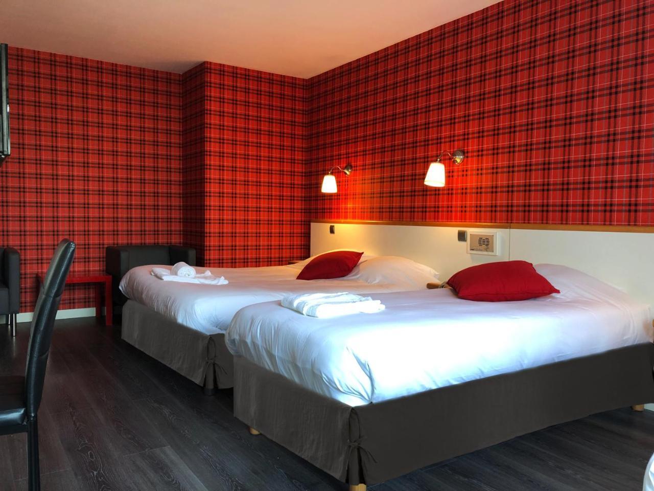 Hotel La Voile Rouge Rosporden Exterior foto
